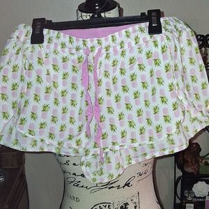 Victorias Secret Pineapple Print Ruffle Short PJ Shorts Size Medium